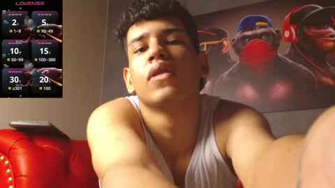 santi online show from 11/23/25, 01:05