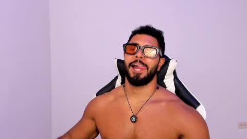 santiago_huntt online show from 04/06/26, 09:05