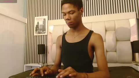 Santiiiiii  online show from 03/15/26, 04:13