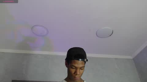 Santiiiiii  online show from 03/16/26, 02:10