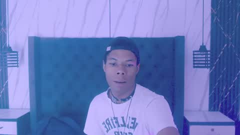 Santiiiiii  online show from 03/23/26, 02:10