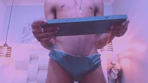 Santiiiiii  online show from 03/27/26, 10:09