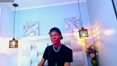 Santiiiiii  online show from 04/02/26, 06:16