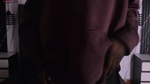 Santiiiiii  online show from 04/12/26, 01:05