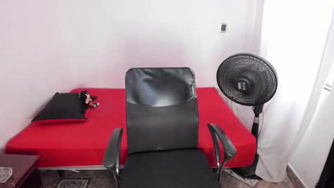 Julius Novachrono  online show from 01/21/25, 08:32