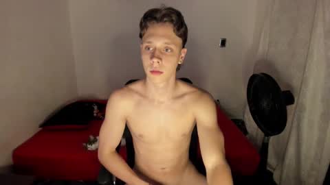 Julius Novachrono  online show from 02/11/25, 03:50