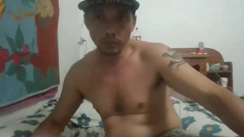 santichai561323 online show from 02/02/26, 01:15