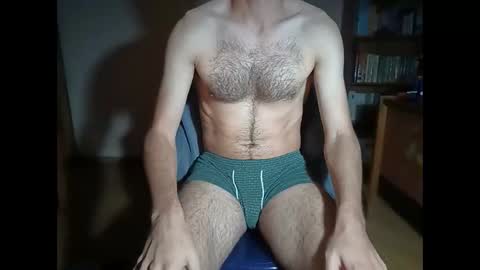 Snapshot of santifun33 chatting on 06/10/26, 05:07 Santiago online show from 06/10/26, 05:07