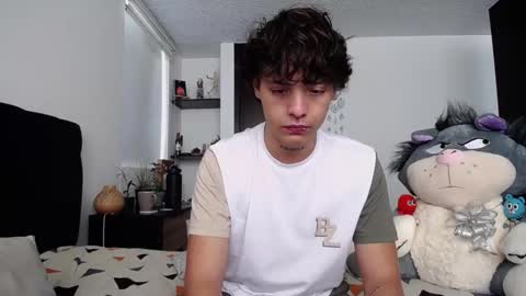 Santii online show from 01/22/25, 03:18