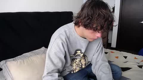 Santii online show from 02/18/25, 12:39