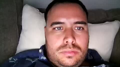 Snapshot of santimarley12 chatting on 07/25/26, 02:31 Thiago.... online show from 07/25/26, 02:31
