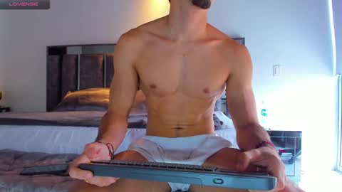 Santiago Seans online show from 12/24/24, 07:22