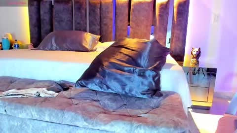 Santiago Seans online show from 03/10/25, 01:45