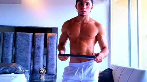 Santiago Seans online show from 05/31/26, 06:09