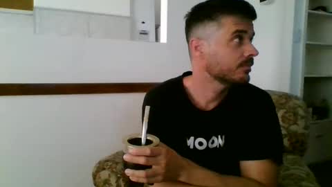 Snapshot of santinogc chatting on 12/01/24, 09:59 Nalguitas online show from 12/01/24, 09:59