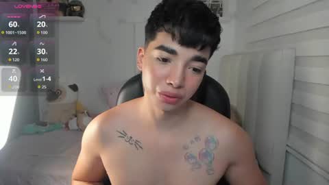 Snapshot of santy7u7 chatting on 07/10/26, 01:36 Mr. Santiago online show from 07/10/26, 01:36