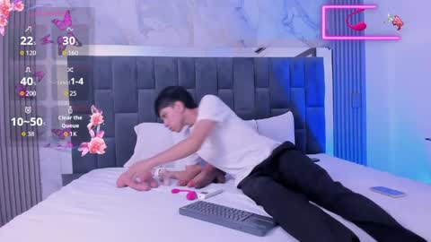 Santiago Carrington online show from 04/09/26, 01:49