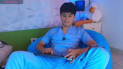 Santyago online show from 09/12/25, 07:03