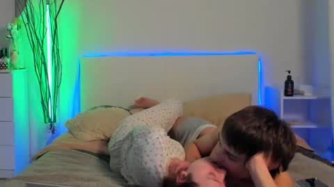 santythousand online show from 02/04/26, 07:20