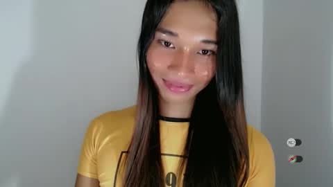 Snapshot of sanya_morenaxx chatting on 04/03/26, 08:45 sanya_morenaxx online show from 04/03/26, 08:45