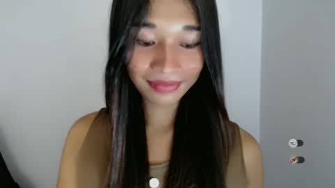 Snapshot of sanya_morenaxx chatting on 04/12/26, 01:32 sanya_morenaxx online show from 04/12/26, 01:32