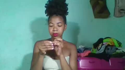 Snapshot of sanyah0123 chatting on 11/10/25, 07:29 sanyah0123 online show from 11/10/25, 07:29