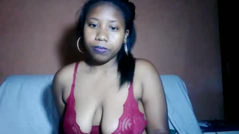 Snapshot of sanyah513 chatting on 05/14/26, 08:10 sanya online show from 05/14/26, 08:10