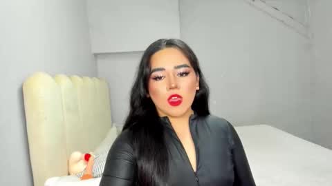 sanyaluxx online show from 04/12/26, 04:50