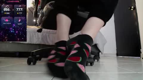 sanyaseraphine0 online show from 12/19/25, 07:43