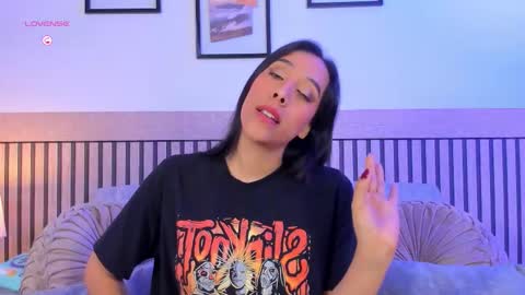 Snapshot of saori_katsumi_ chatting on 02/24/26, 10:57 SAORI online show from 02/24/26, 10:57