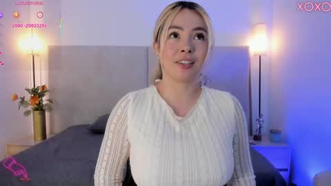 Saori  online show from 04/18/26, 11:58