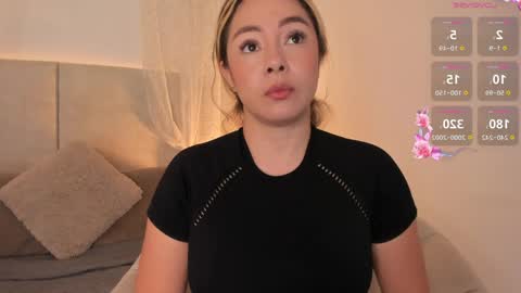 Snapshot of saori_newman chatting on 05/29/26, 11:52 Saori online show from 05/29/26, 11:52