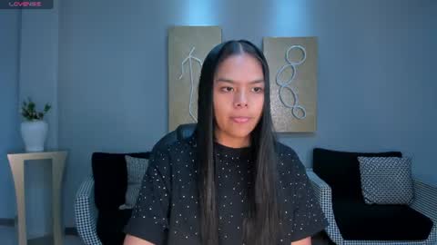 Snapshot of saphirajames chatting on 06/17/26, 06:09 Saphira James online show from 06/17/26, 06:09