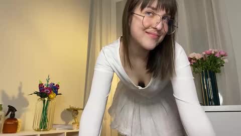 Anny online show from 11/26/25, 04:41