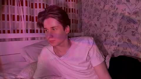 Snapshot of sapph1res chatting on 03/03/26, 08:59 sapph1res online show from 03/03/26, 08:59