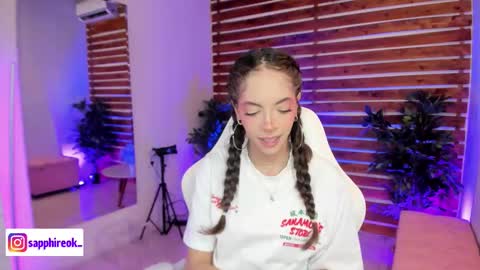 Snapshot of sapphire_venus chatting on 03/02/26, 12:13 Valerin online show from 03/02/26, 12:13