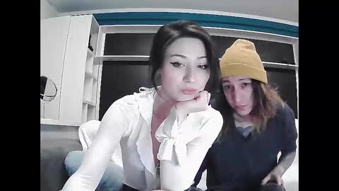 Snapshot of sapphirevelvet chatting on 04/13/26, 08:47 sapphirevelvet online show from 04/13/26, 08:47