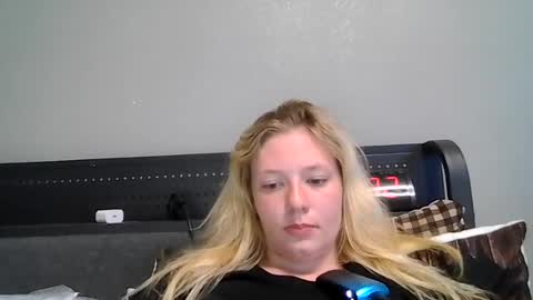 sara9920 online show from 06/24/26, 04:33