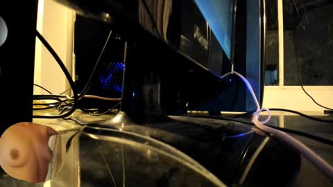 Snapshot of sara_221 chatting on 01/11/25, 03:34 Sara online show from 01/11/25, 03:34