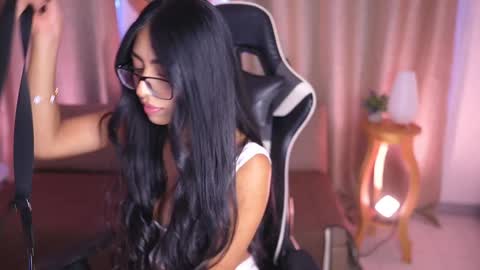 Sara  online show from 01/29/25, 01:17