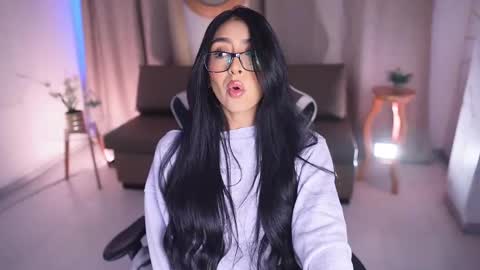 Sara  online show from 03/03/25, 12:27