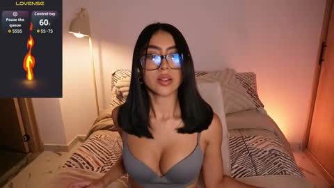 Sara  online show from 01/07/26, 01:52