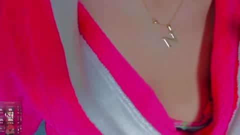 Snapshot of sara_allenx chatting on 05/21/26, 03:08 sara allenx online show from 05/21/26, 03:08