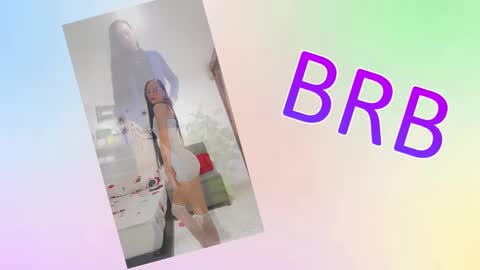 Snapshot of sara_carmona chatting on 10/04/25, 11:19 SARA online show from 10/04/25, 11:19