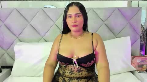 Snapshot of sara_channel_ chatting on 01/16/26, 11:03 SARA online show from 01/16/26, 11:03