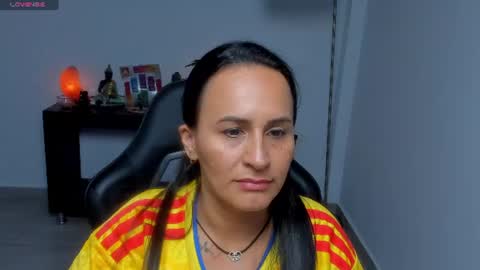 Snapshot of sara_charmy chatting on 07/07/26, 11:20 online show from 07/07/26, 11:20