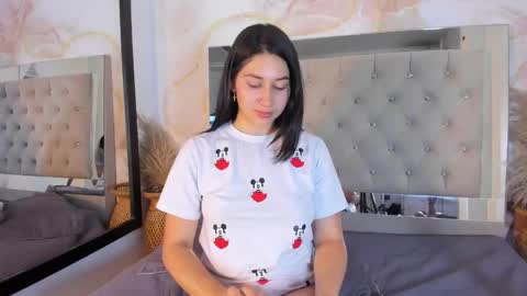 sara_connde online show from 09/23/25, 08:12
