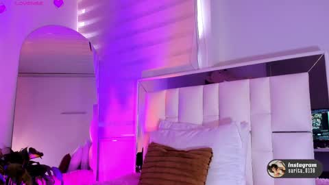 Snapshot of sara_goddess01 chatting on 09/23/25, 06:33 Sara online show from 09/23/25, 06:33