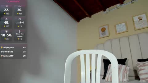 sara_hannks online show from 05/15/26, 11:56