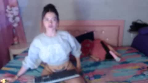 sara_jhons22 online show from 12/18/25, 01:22